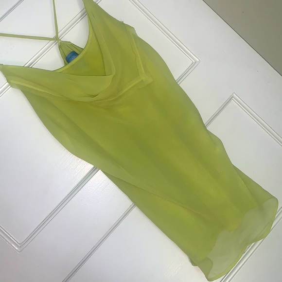 Vera Wang top✅ - Picture 5 of 7